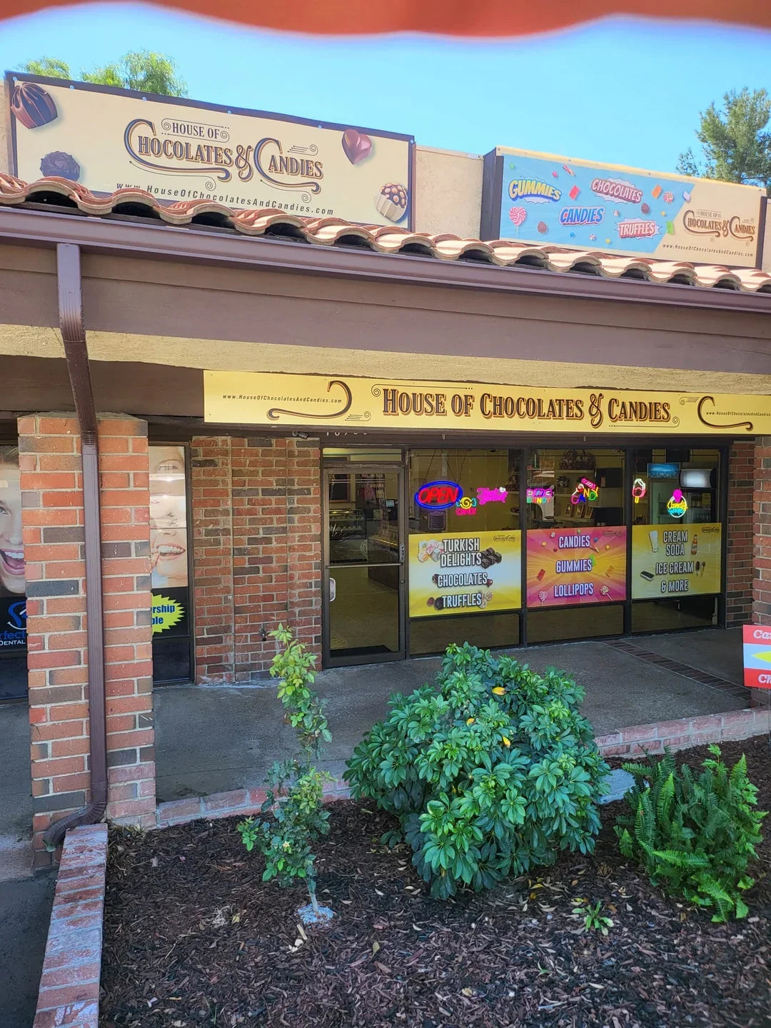 11 Best Candy Stores in Santa Clarita, CA: Where to Find the Sweetest Treats