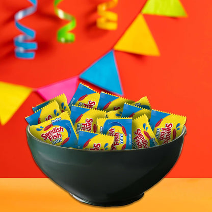 SWEDISH FISH Mini Soft & Chewy Gummy Candy, Bulk Candy, 140 Snack Packs