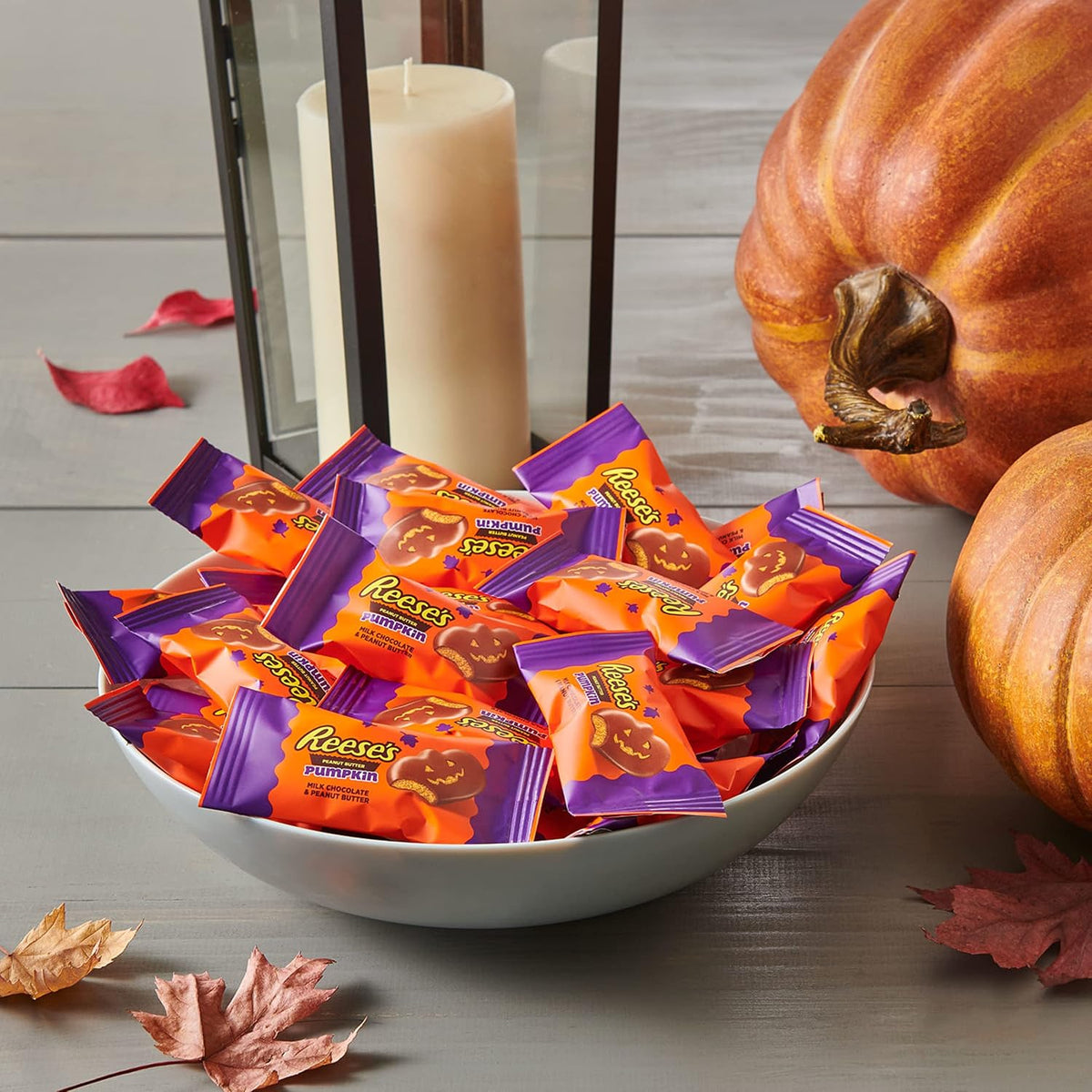 REESE'S Milk Chocolate Snack Size Peanut Butter Pumpkins, Candy Bag, 9.6 Oz