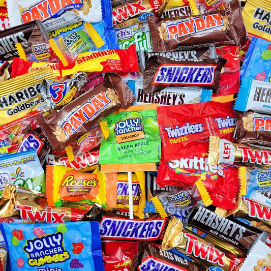 Assorted Chocolate and Candy Variety Pack Bulk - Bulk Candy Individually Wrapped - 2 Pound Bag of Candy