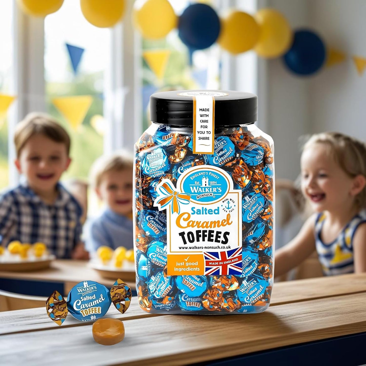 Walkers Nonsuch Salted Caramel Toffees Jar 1.25Kg (44.09 Oz) – Sweet and Salty Caramel Toffee Individually Wrapped
