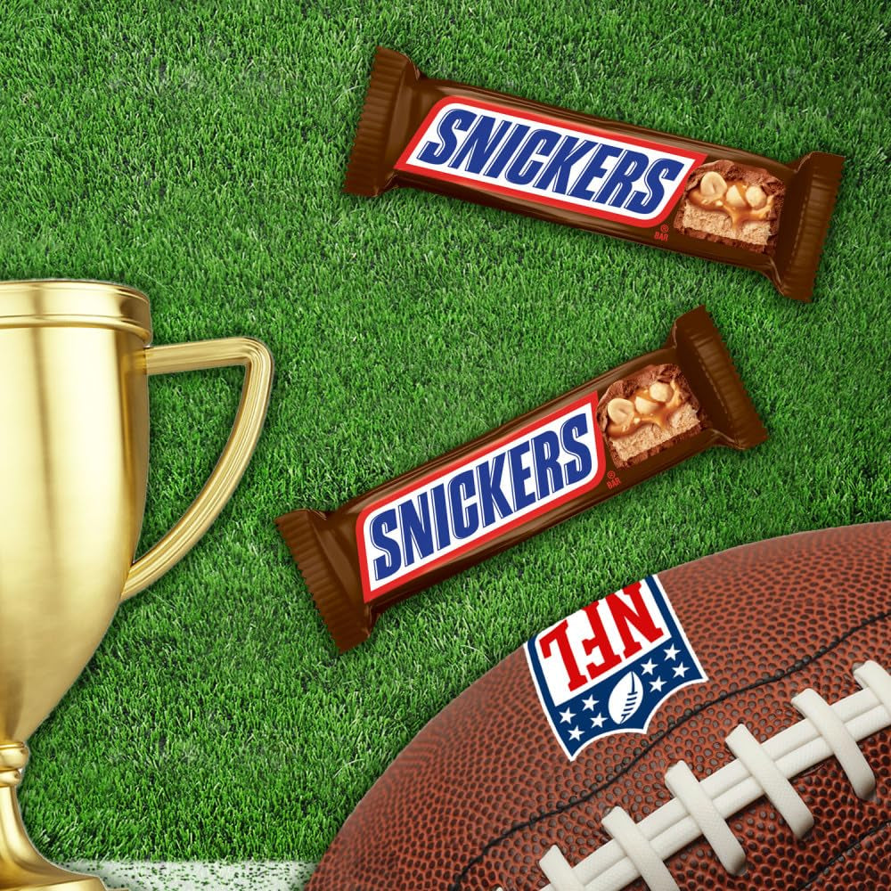 SNICKERS Full Size Milk Chocolate Candy Bars, 11.16Oz Bag, 6 Bars per Bag 
