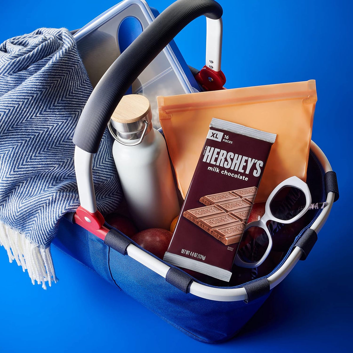 HERSHEY'S Milk Chocolate XL, Candy Bar, 4.4 Oz (16 Pieces)