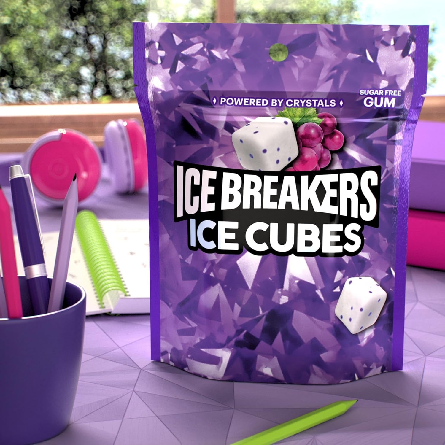 ICE BREAKERS Ice Cubes Arctic Grape Flavored Sugar Free Chewing Gum Pouch, 8.11 Oz (100 Pieces)
