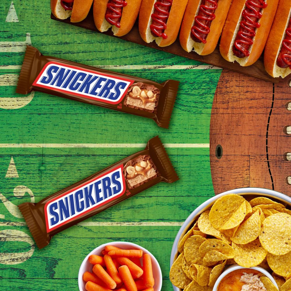 SNICKERS Full Size Milk Chocolate Candy Bars, 11.16Oz Bag, 6 Bars per Bag 